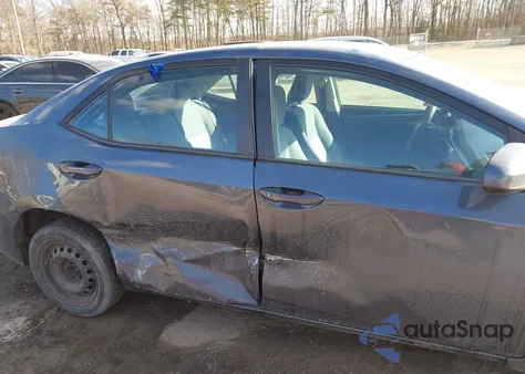 2015 Toyota Corolla L z USA, uszkodzony, nr VIN 2T1BURHE8FC299933